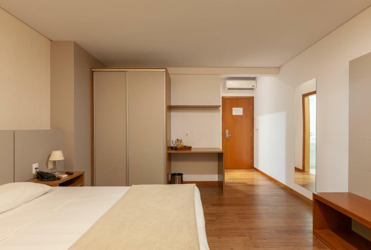 Tri Hotel Executive บรุสเก ภายนอก รูปภาพ